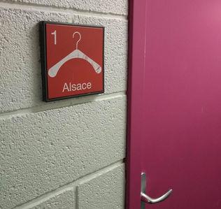 Vestiaires du gymnase municipal de Ribeauvillé.jpg